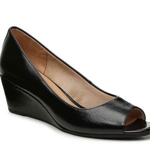 ABELLA Zodiac Wedge Pump NEW & NEVER WORN